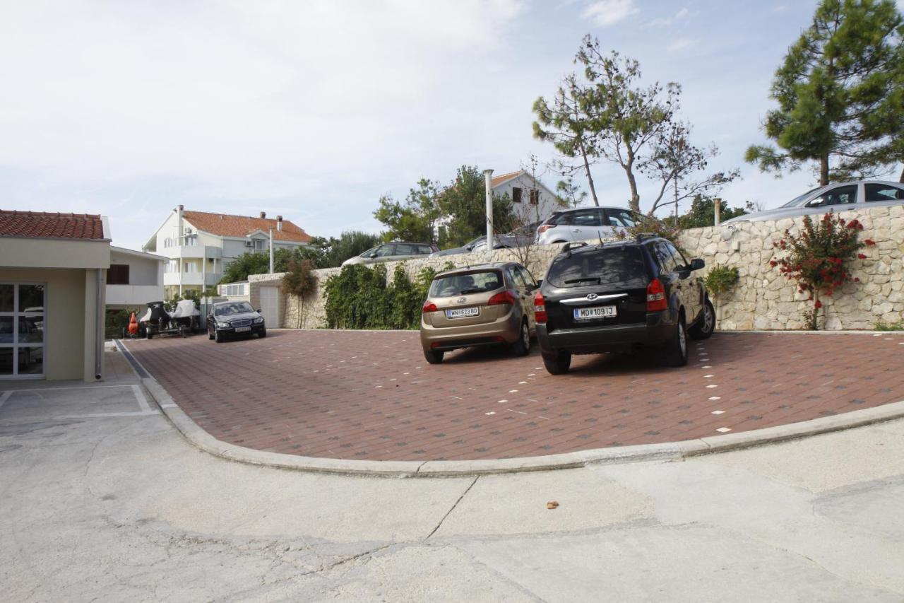 Pension Villa Rosa Rtina Bagian luar foto